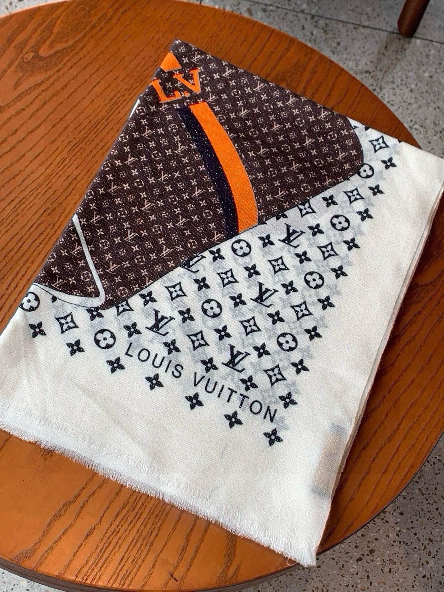 Louis Vuitton Scarf